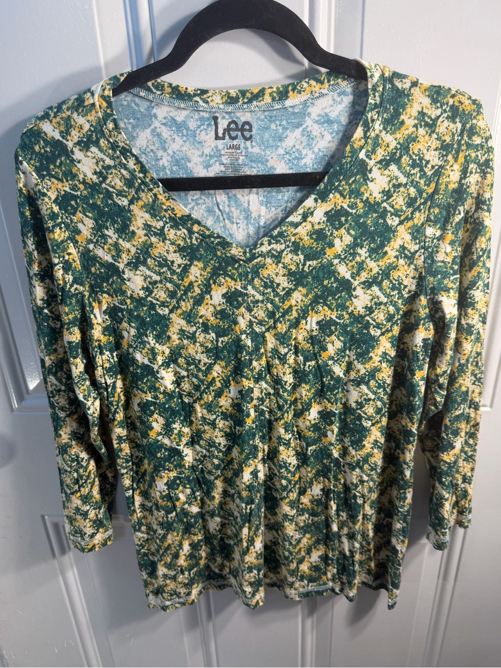 Lee Green, Cream & Yellow Abstract V-Neck Long Sleeve Top